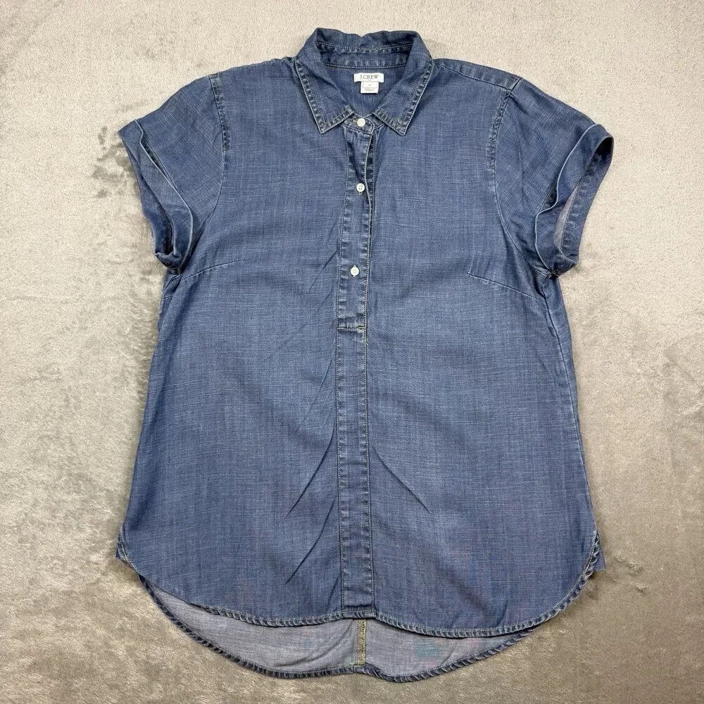 J. Crew Chambray Shirt Women's Medium Blue Short Sleeve Popover Casual Preppy